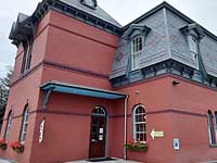 Roaring 20s Brewery & Taphouse